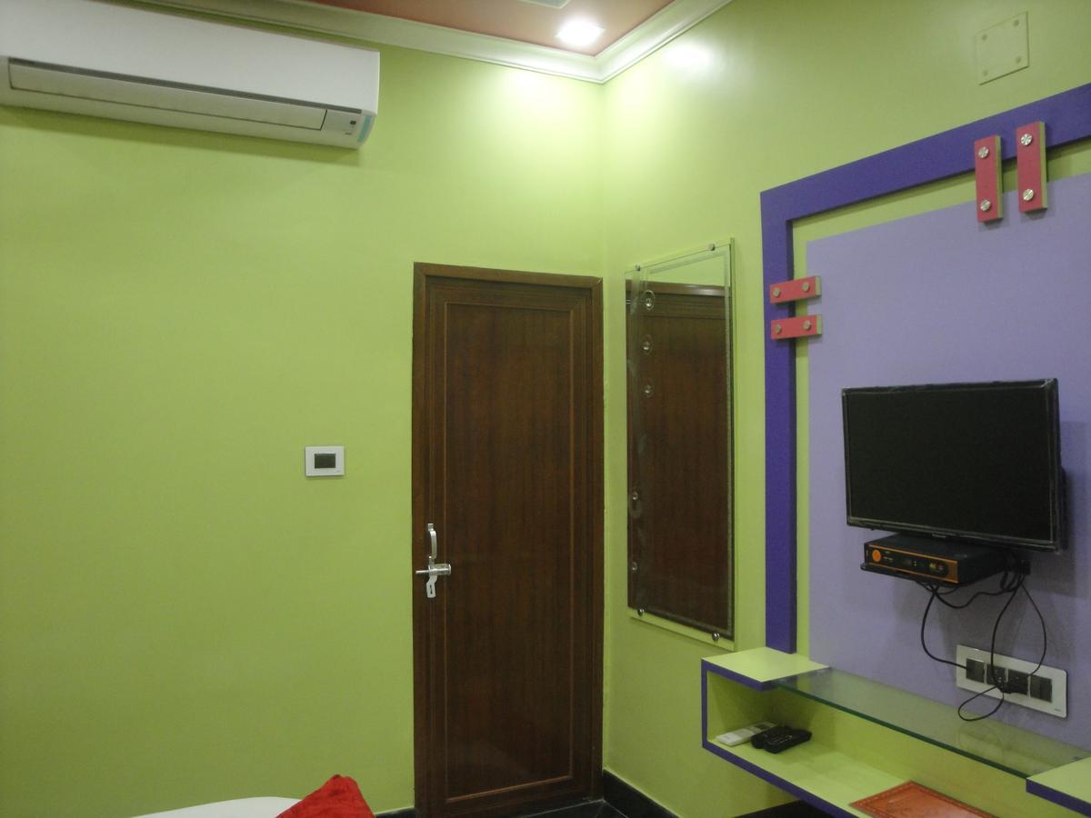Balaji Palace Varanasi Exterior foto